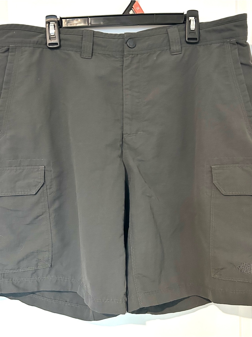 North Face Paramount Shorts Mens 38 Asphalt Grey Hiking Trails Outdoors
